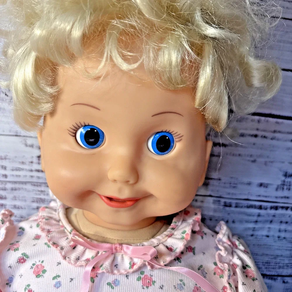 1985 Cricket Talking Doll 25